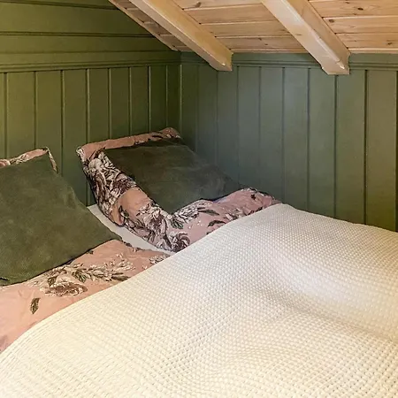 Feriehus In With Kitchen