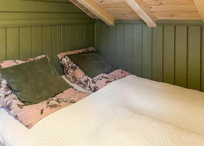 Feriehus In With Kitchen