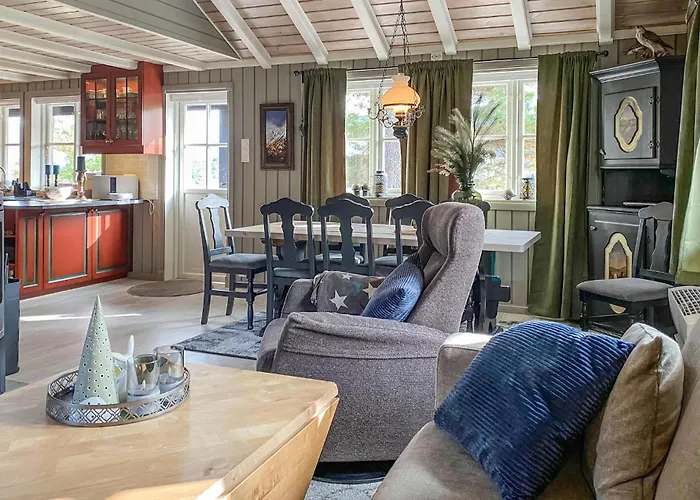 Ferienhaus In With Kitchen Sykkylven