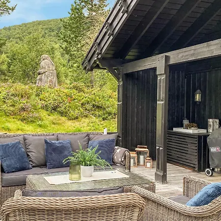 In With Kitchen בית נופש Sykkylven